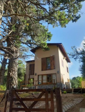 Casa en bosque de Mar Azul